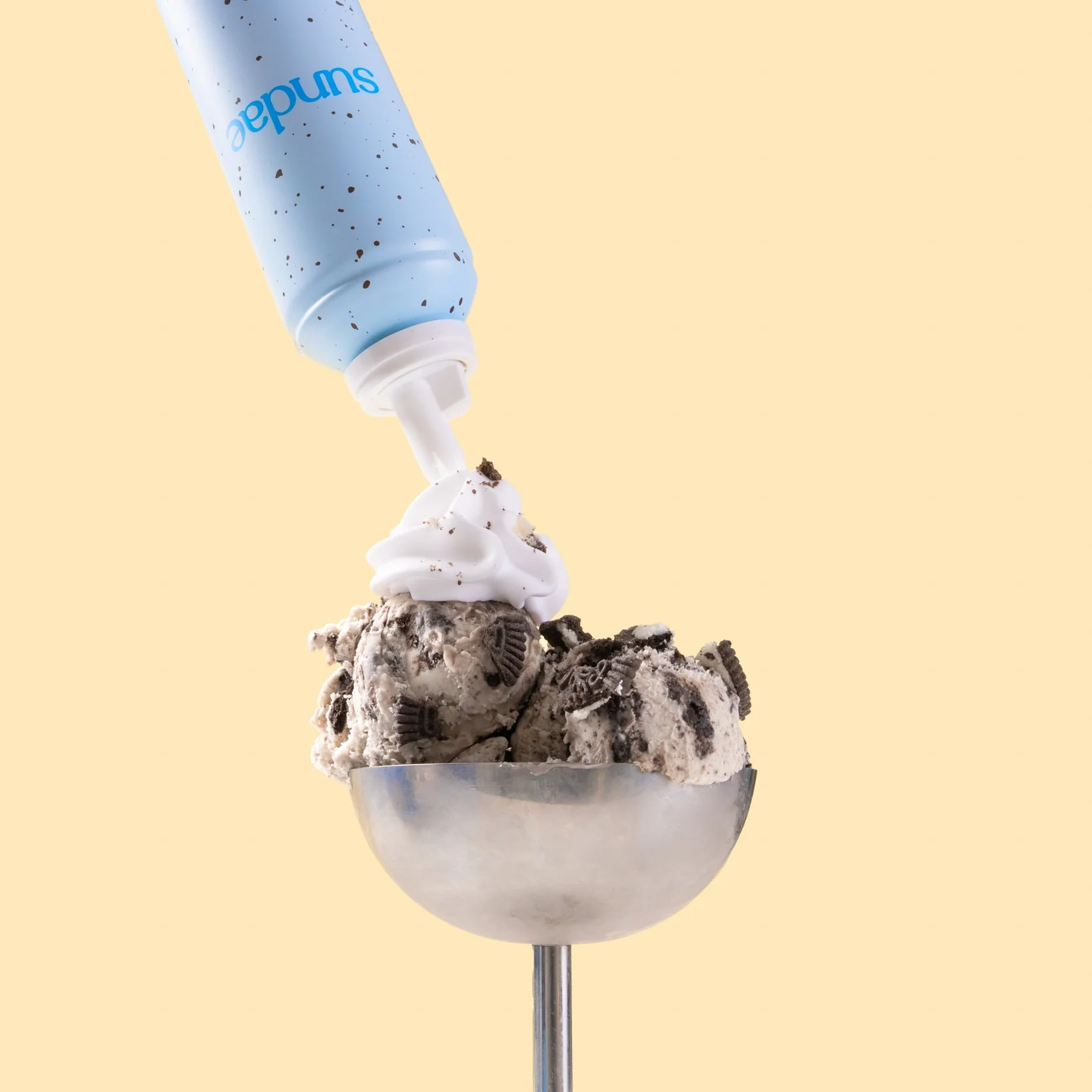 Cookies & Cream Foaming Body Wash - Image 3