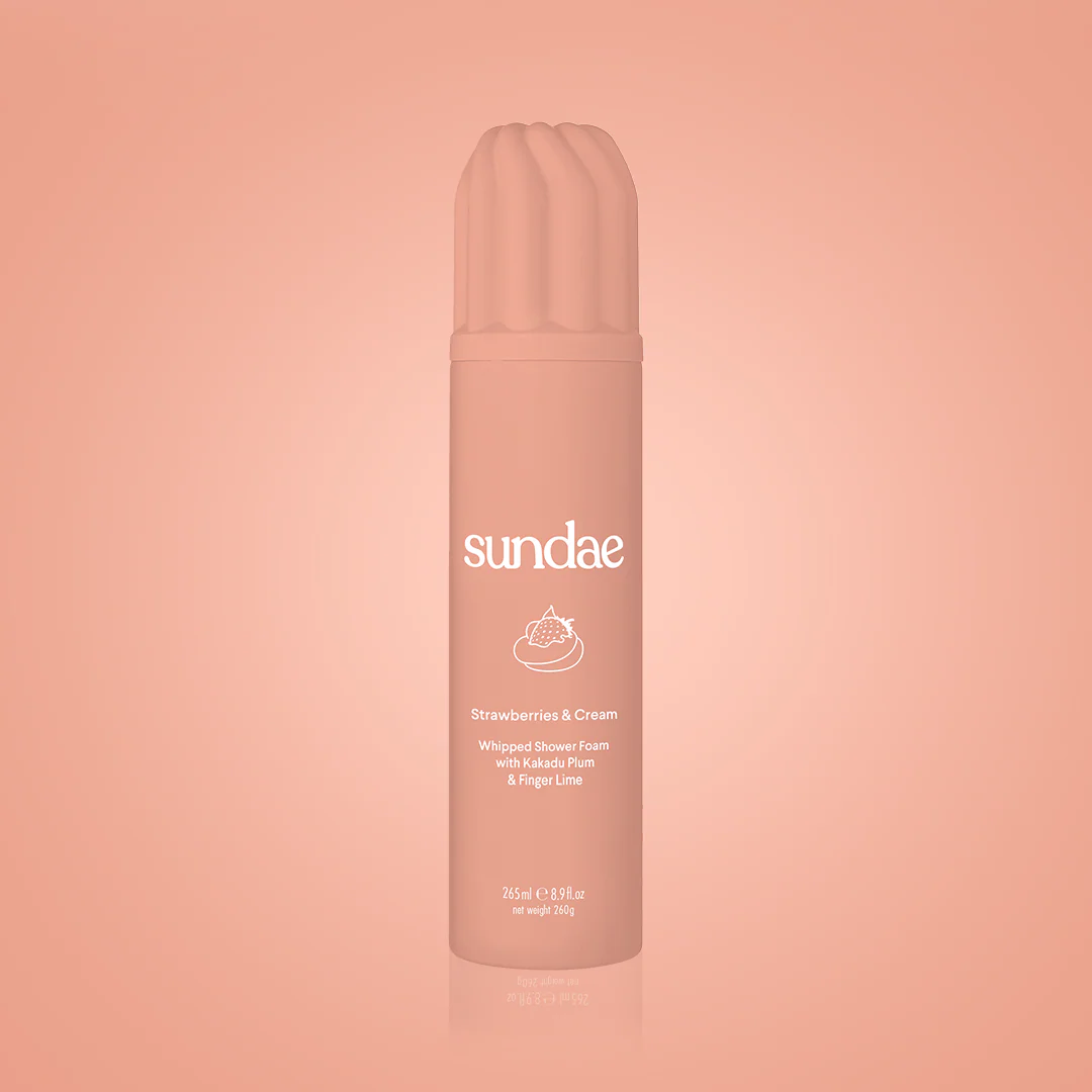 Strawberries & Cream Foaming Body Wash - Image 3