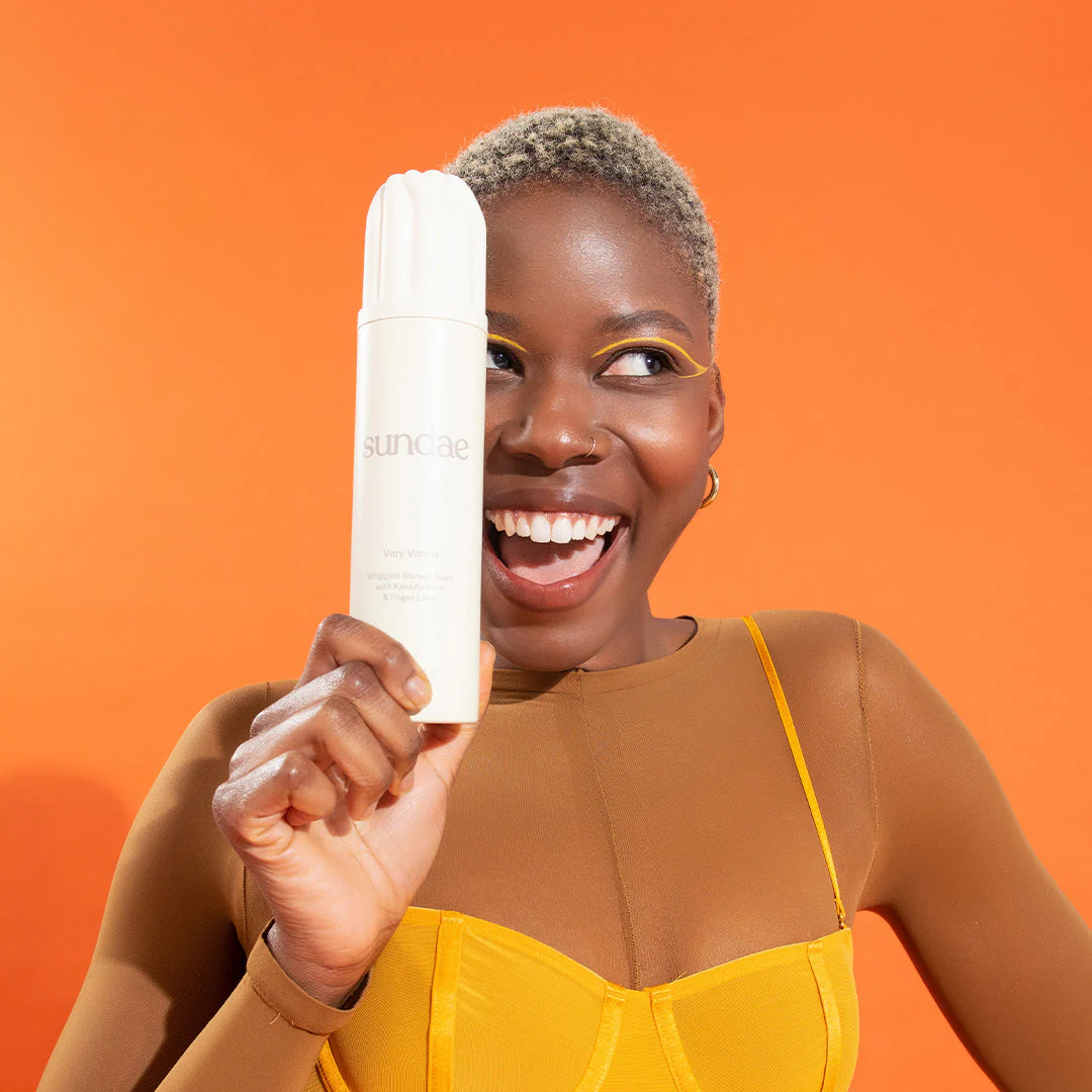 Very Vanilla Foaming Body Wash - Image 3